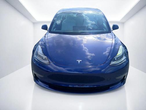 Deep Blue Metallic 2023 Tesla Model 3 Standard Range