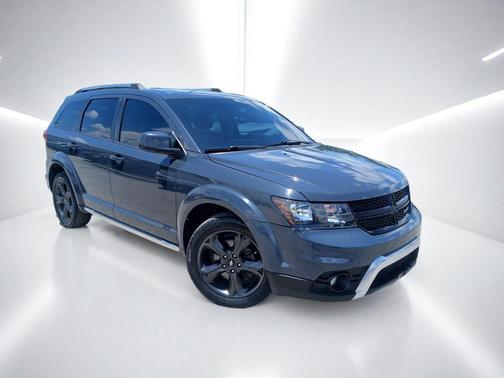Gray 2018 Dodge Journey Crossroad