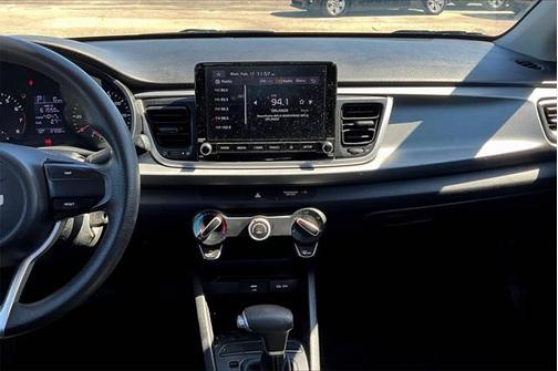 2023 Kia Rio LX