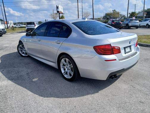 2013 BMW 528 i