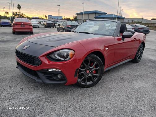2018 FIAT 124 Spider Base