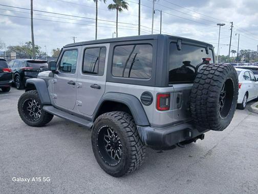 2018 Jeep Wrangler Unlimited Sport
