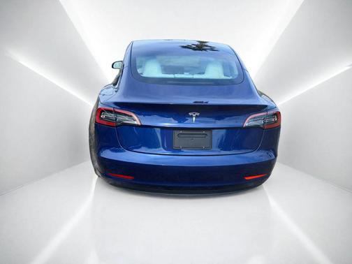 Deep Blue Metallic 2023 Tesla Model 3 Standard Range