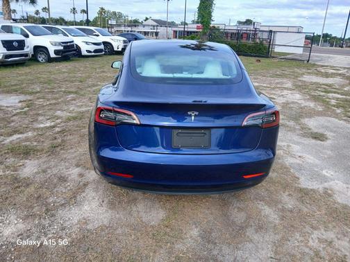 Deep Blue Metallic 2023 Tesla Model 3 Standard Range