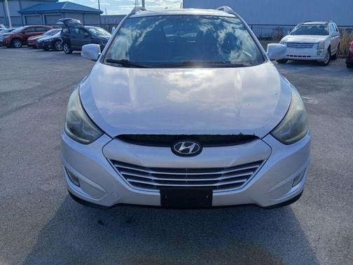 2015 Hyundai TUCSON SE