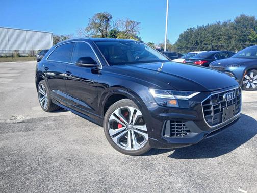 2019 Audi Q8 3.0T Premium Plus