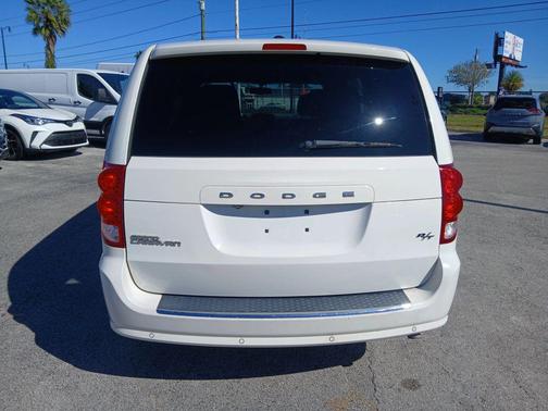 2013 Dodge Grand Caravan R/T