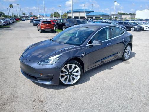 2020 Tesla Model 3 Standard Range Plus
