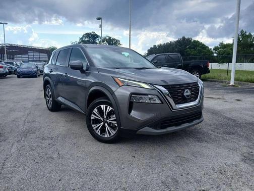 2022 Nissan Rogue SV
