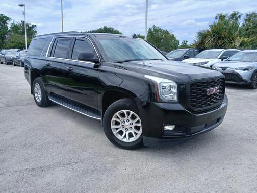 2019 GMC Yukon XL SLT