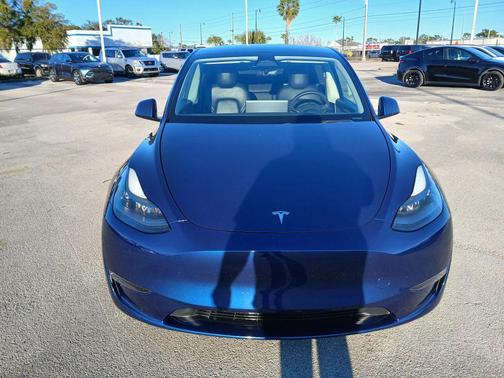 2023 Tesla Model Y Long Range Dual Motor All-Wheel Drive