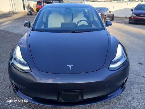 2019 Tesla Model 3 Long Range