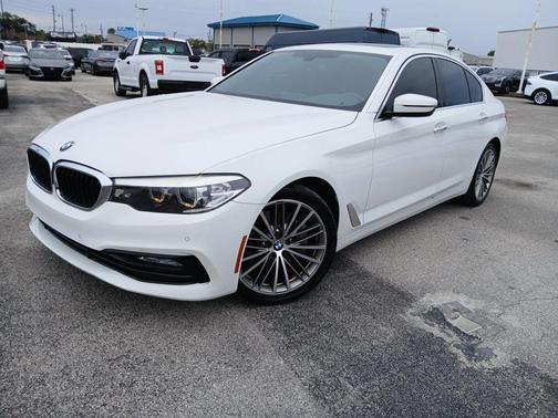 2017 BMW 530 530i Sedan 4D