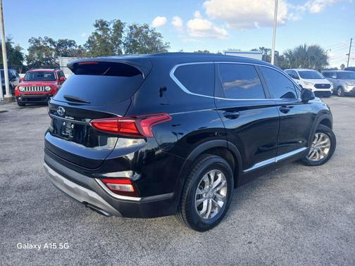 2019 Hyundai SANTA FE SE 2.4