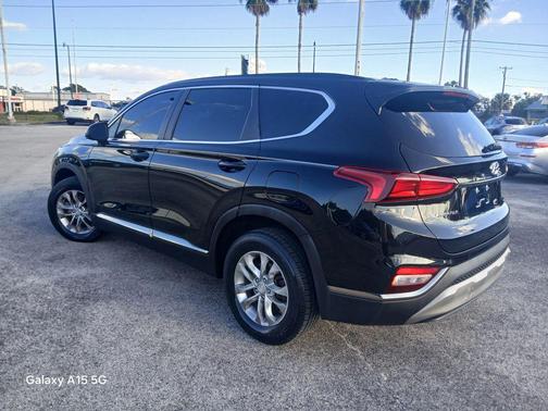 2019 Hyundai SANTA FE SE 2.4