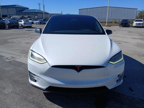 2019 Tesla Model X Long Range