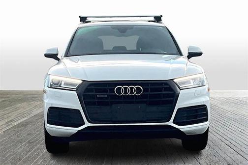 2020 Audi Q5 45 Titanium Premium