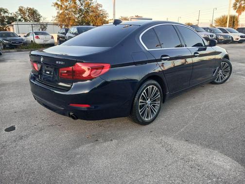 2017 BMW 530 530i Sedan 4D