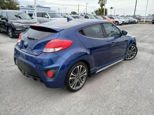 2016 Hyundai Veloster Turbo