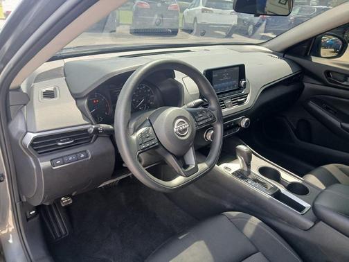 2024 Nissan Altima S FWD