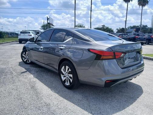2024 Nissan Altima S FWD
