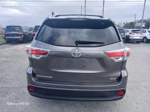 2014 Toyota Highlander XLE