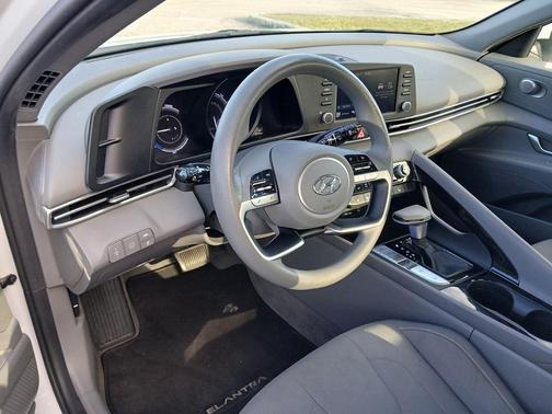 2021 Hyundai ELANTRA HEV Blue