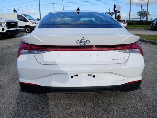 2021 Hyundai ELANTRA HEV Blue