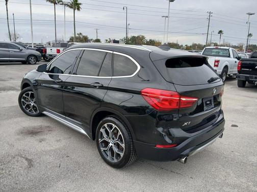 2021 BMW X1 sDrive28i
