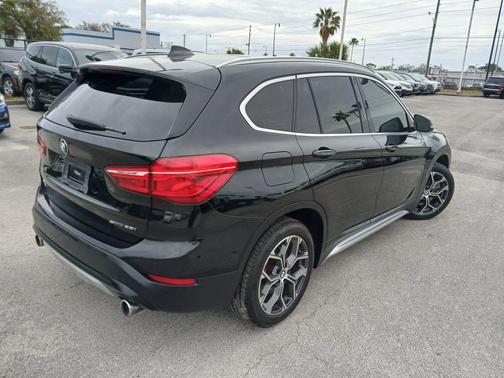 2021 BMW X1 sDrive28i