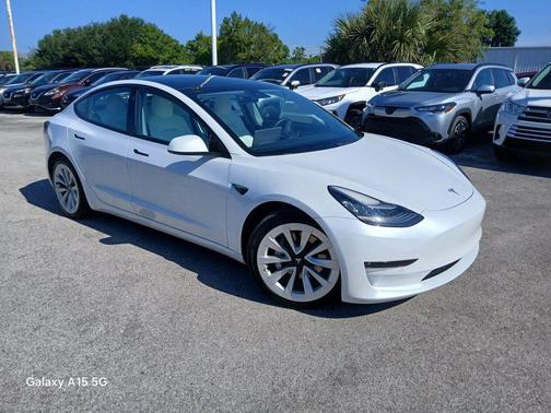 Pearl White Multi-Coat 2021 Tesla Model 3 Long Range