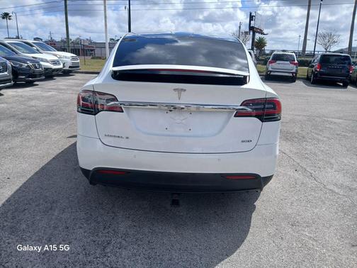 2016 Tesla Model X 75D