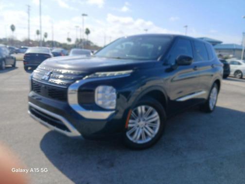 2022 Mitsubishi Outlander ES 2.5 2WD