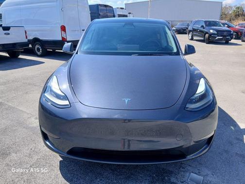 2023 Tesla Model Y Long Range Dual Motor All-Wheel Drive