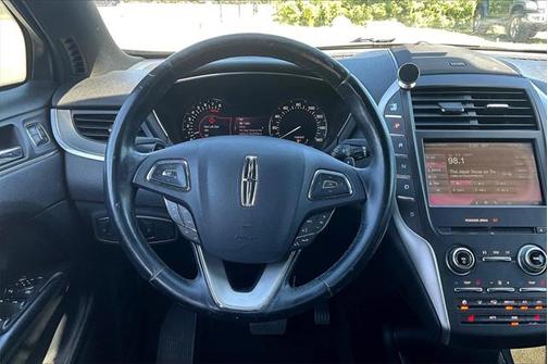 2015 Lincoln MKC Base