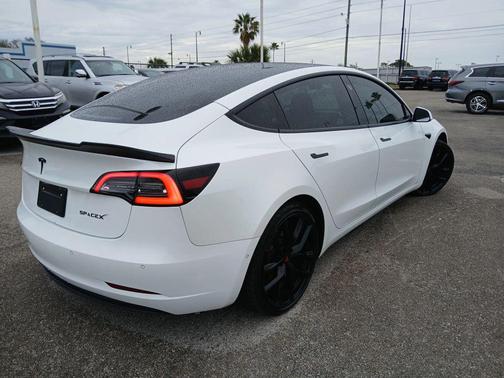 2019 Tesla Model 3 Long Range