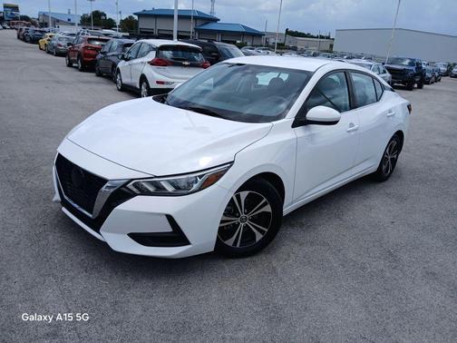 White 2021 Nissan Sentra SV