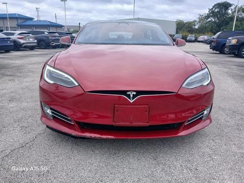 2016 Tesla Model S 90D
