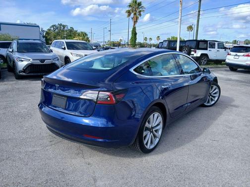 2019 Tesla Model 3 Standard Range Plus
