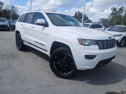 2018 Jeep Grand Cherokee Altitude