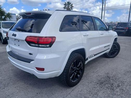 2018 Jeep Grand Cherokee Altitude