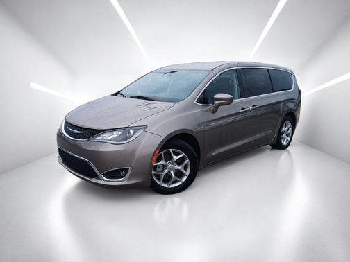 Molten Silver 2018 Chrysler Pacifica Touring Plus