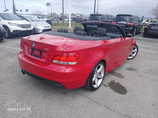 2009 BMW 135 135i Convertible 2D