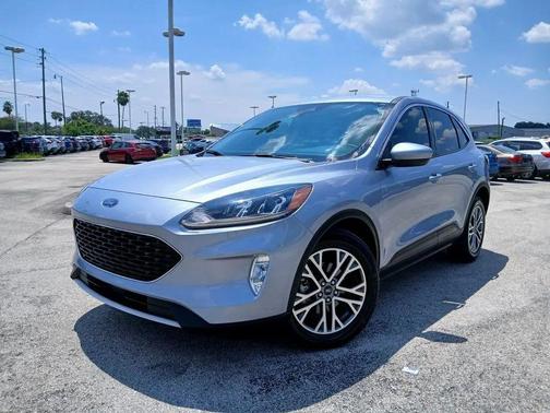2022 Ford Escape SEL
