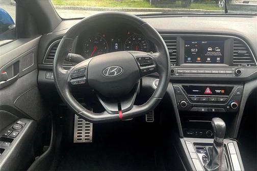 2018 Hyundai ELANTRA Sport