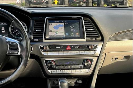 2019 Hyundai SONATA Limited
