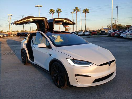 2022 Tesla Model X Plaid Tri Motor All-Wheel Drive