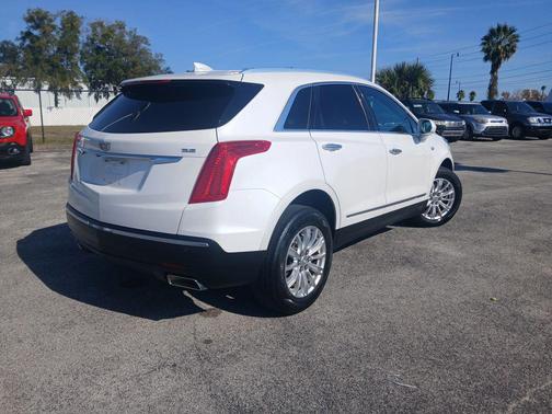 2017 Cadillac XT5 Base