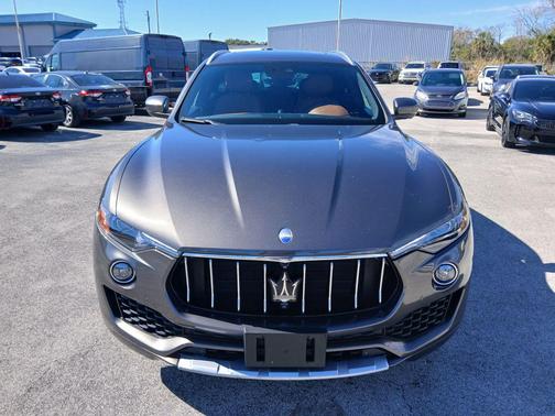 2017 Maserati Levante Base