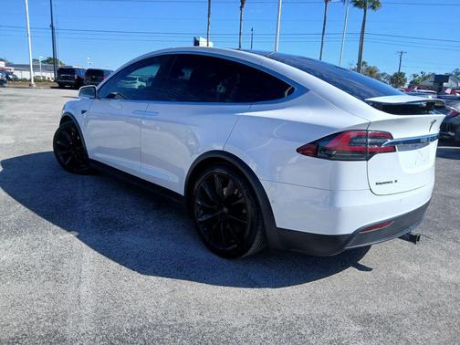 2017 Tesla Model X 75D